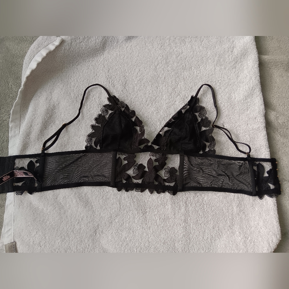 Victoria's Secret Black Mesh Floral Embroidered Long Line Bralette. Size S. - Picture 9 of 12